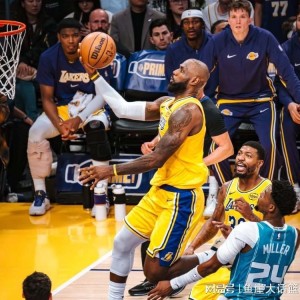 必发网页版-湖人117-135黄蜂！斯玛特把话挑明，东契奇赛后表态也成重中之重