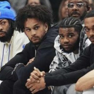 大名单仅7人残存 世界最危险工作是为独行侠打球