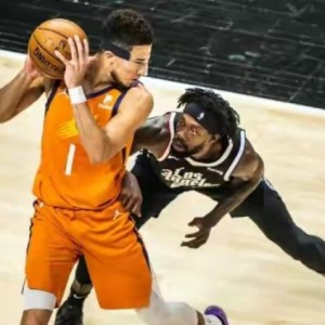 必发APP-系列赛面对贝弗利15投4中 布克能找到破解办法吗？